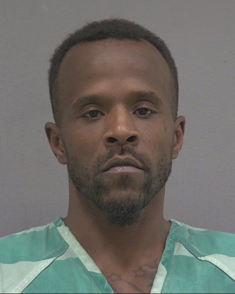 Mugshot of DERRICK DEZALL LEE