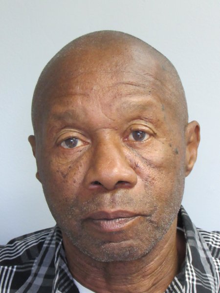 Mugshot of CLYDE ENOCH HUTCHINSON