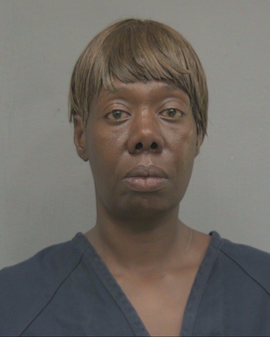 Mugshot of YOLANDA NICOLE SMITH