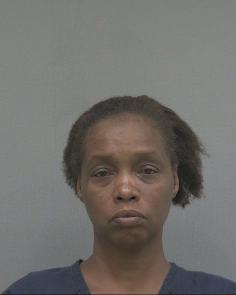 Mugshot of TAKARA LASHAWN SMITH