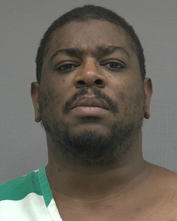 Mugshot of DURRELL ALBERT ROBINSON