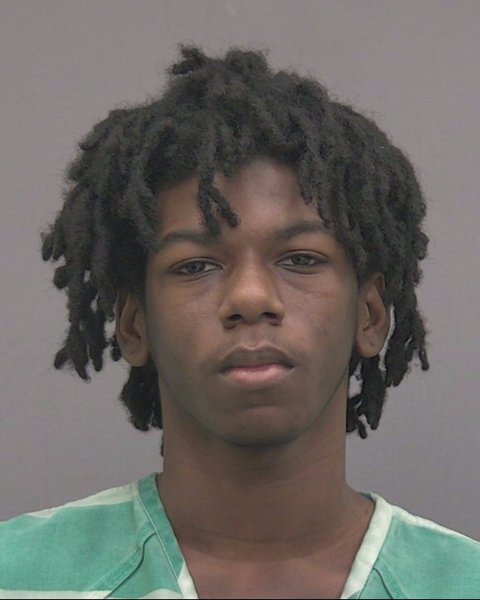 Mugshot of CAREY FERNARD SHOWERS