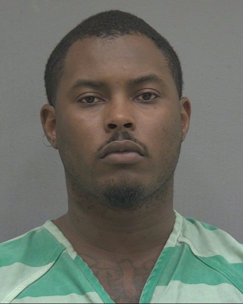 Mugshot of TYRIQUE LAMONTAY PRESLEY