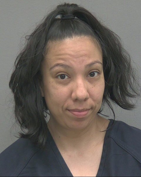 Mugshot of ESTEPHANIA ANDREA LUCADO