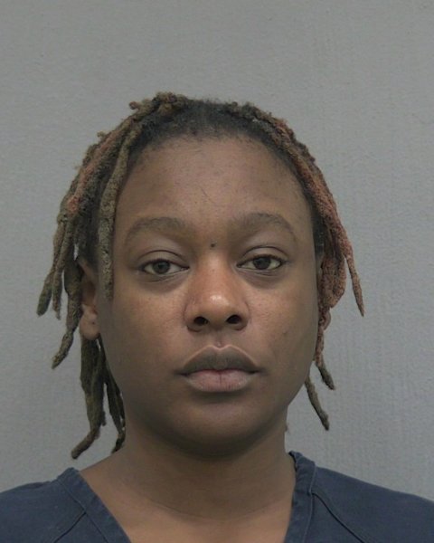 Mugshot of AUBREYONA JANI CROSS