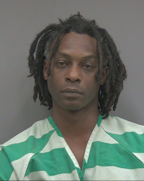 Mugshot of JESSIE D MAYS