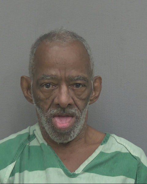 Mugshot of DANNY HOLMES