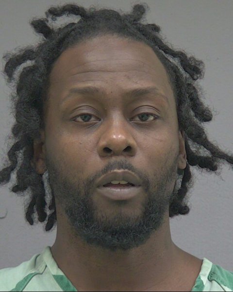 Mugshot of NEALLIE JUNIOR SAXON