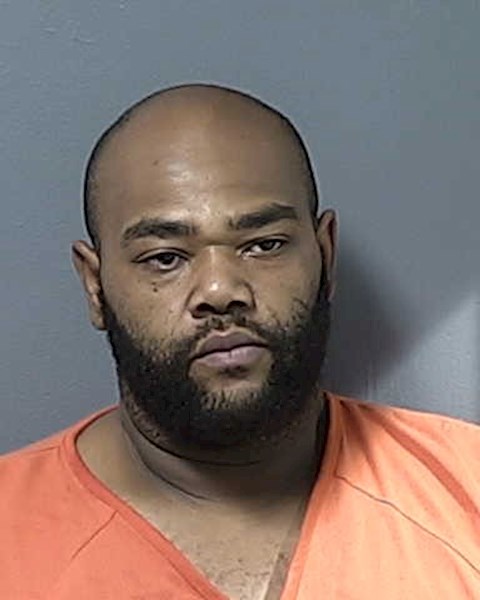 Mugshot of MALCOLM RASHAD SNOWDEN