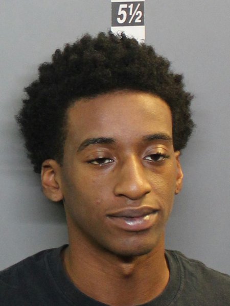 Mugshot of CHRISTIAN B ROBERTS