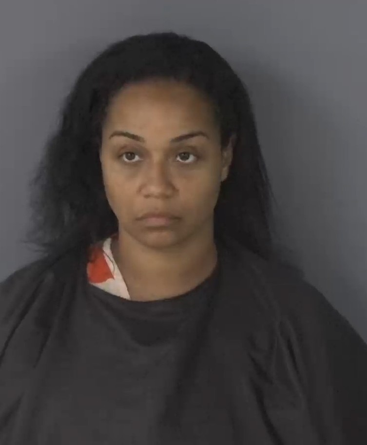 Mugshot of SYRETTA AMEE MATTHEWS