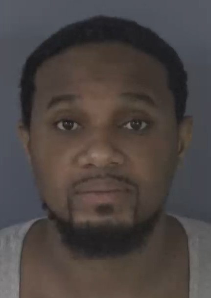 Mugshot of DARIUS KERON MANIGO