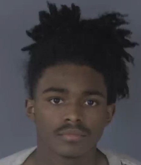 Mugshot of CHARLES NELSON FERNANDEZ