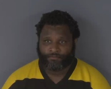 Mugshot of SERGIO QUIAVONTEZ WHIT PARKER