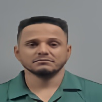 Mugshot of JUNIOR UVER ALCANTARA PERENTENA