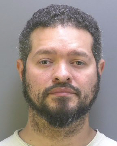 Mugshot of JOHN ERIC I HERNANDEZ