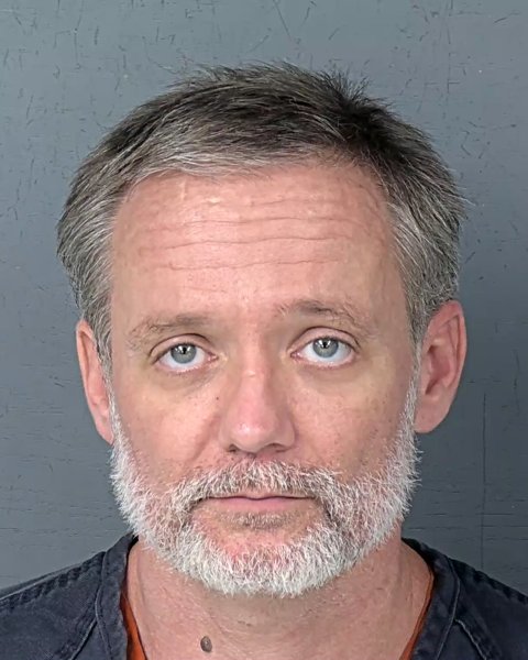 Mugshot of HUNTER ALMON LOGAN