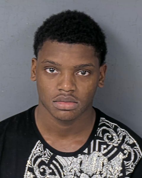 Mugshot of ZION DEVONTAE CURRY