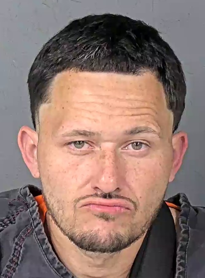 Mugshot of DANIEL MICHEAL VELAZQUEZ