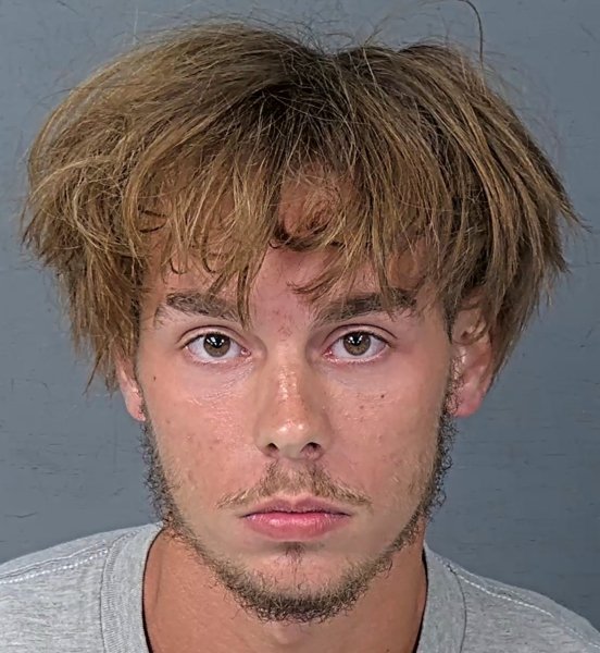 Mugshot of GARRETT DYLAN CHAPMAN