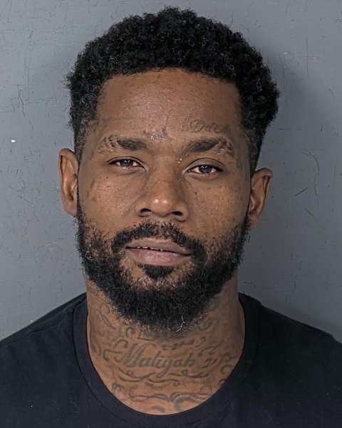 Mugshot of DERRICK LAMONTE MORRING