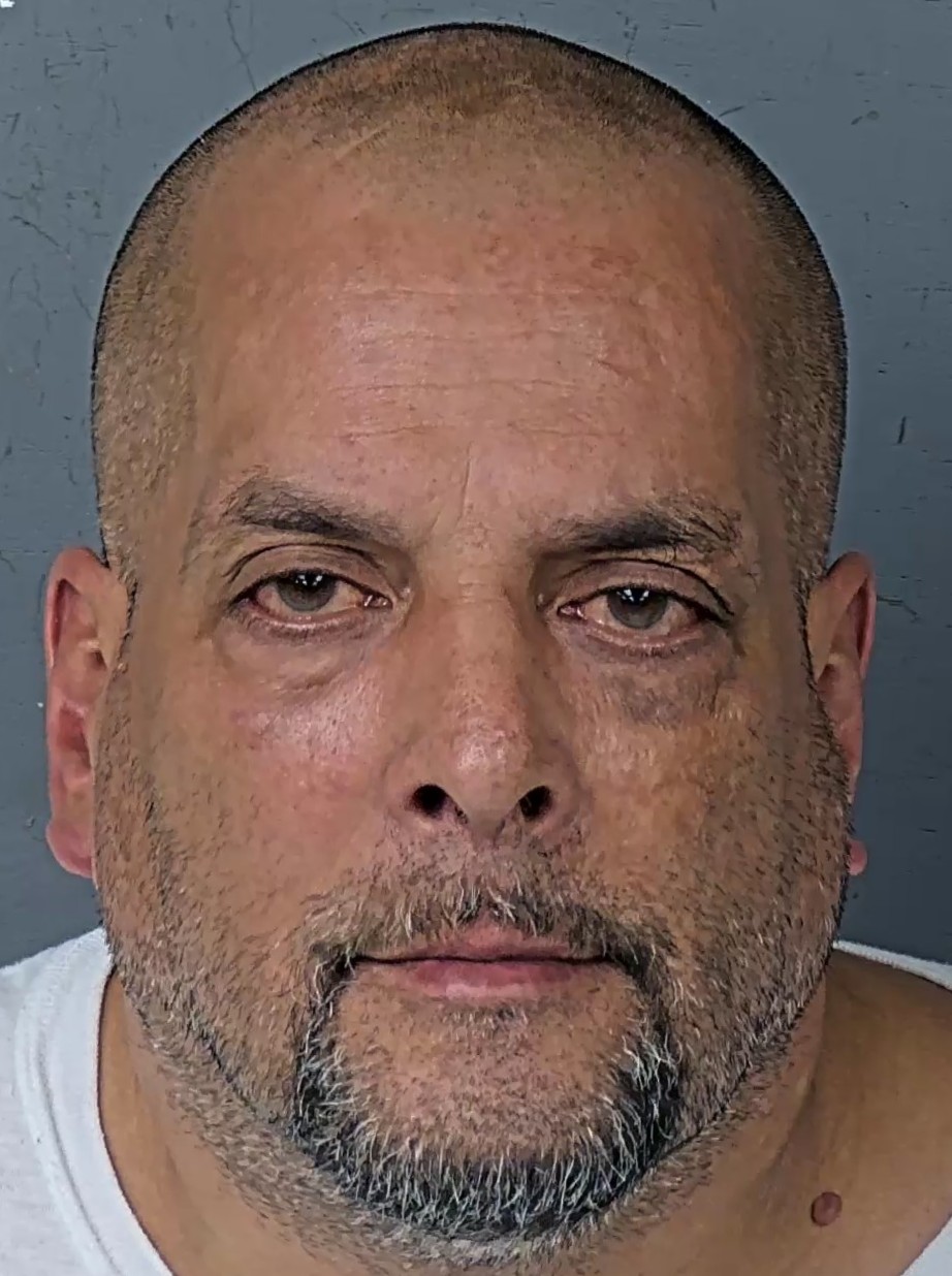 Mugshot of BENJAMIN ROMAN