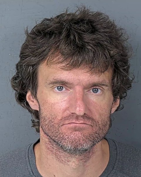 Mugshot of DANIEL RICHARD ROGERS