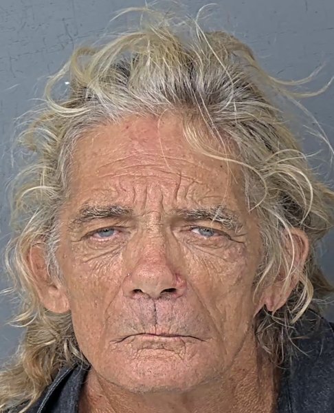 Mugshot of STEVEN NATHAN DESKINS