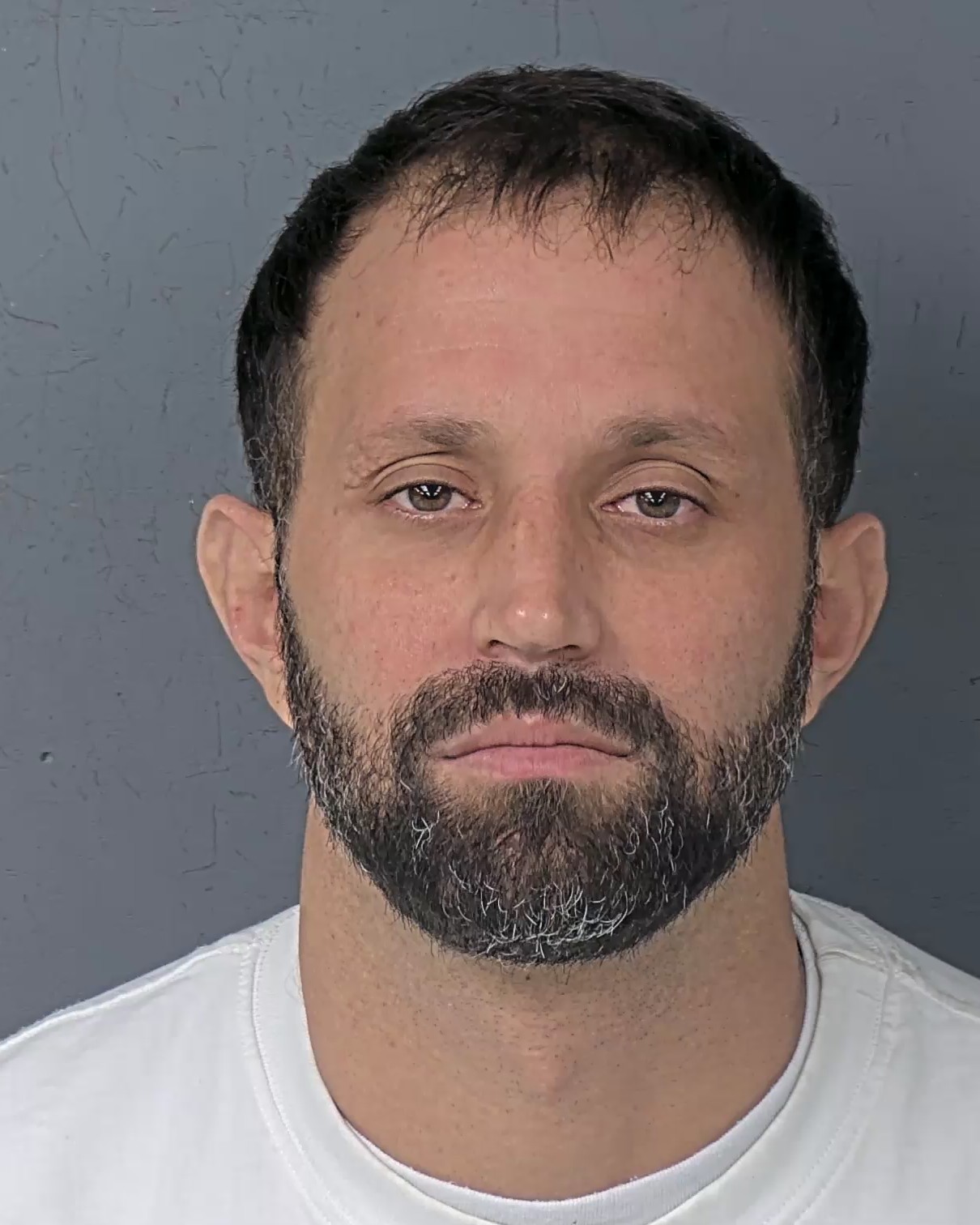 Mugshot of LAZARO DEYMER RIVAS HERNANDEZ