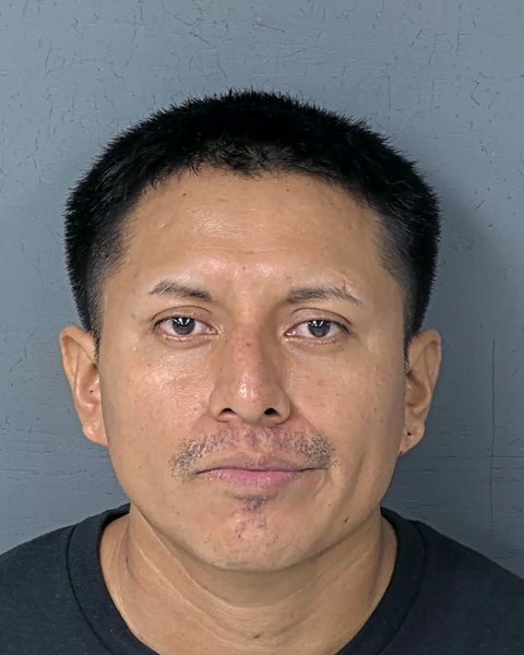 Mugshot of RUBEN HERNANDEZ LOPEZ