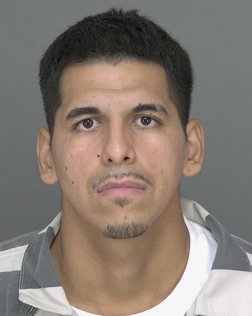 Mugshot of DANIEL LUIS GALARZA