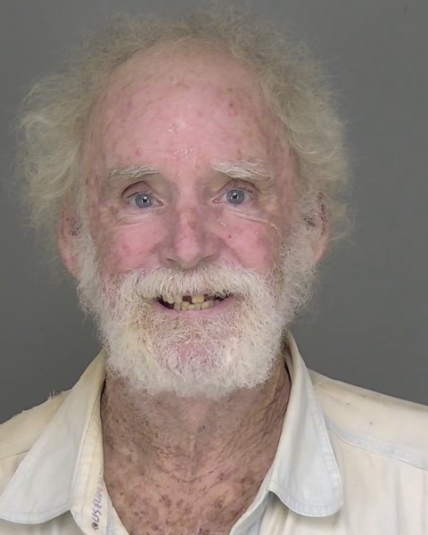 Mugshot of ROBERT CLAY OVERSTREET