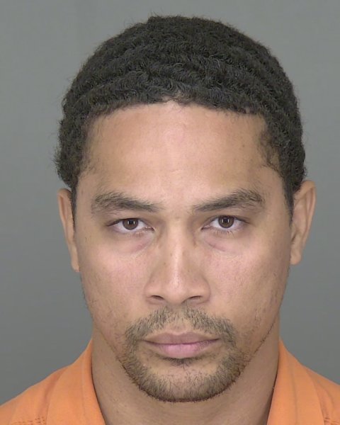 Mugshot of KELVIN ALBERTO PEREZ
