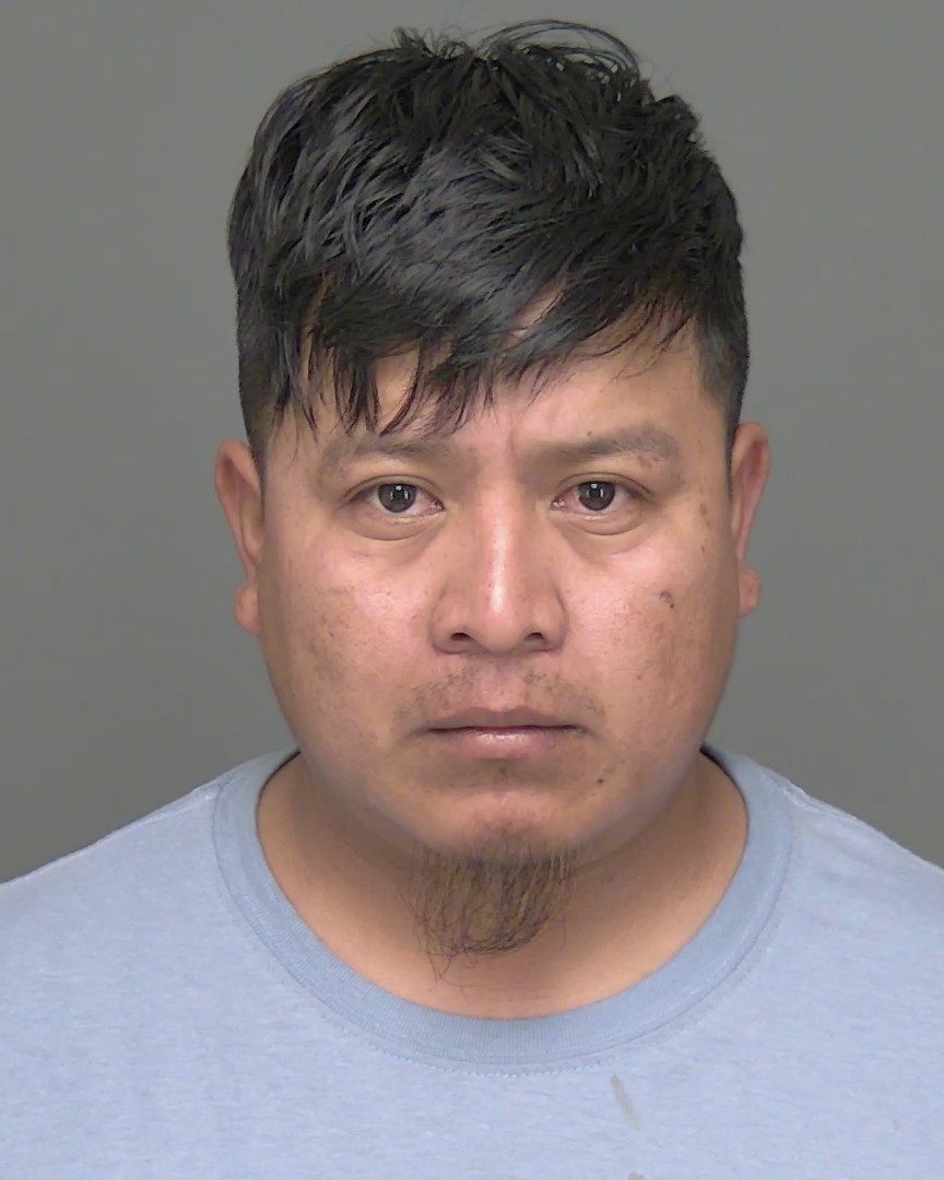 Mugshot of RIKELMER ADIEL ROBLERO BARTOLON