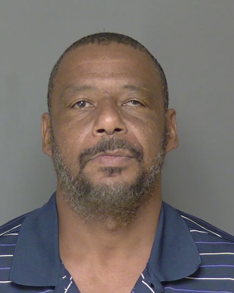 Mugshot of JEFFRY MENDEZ FIGUEROA