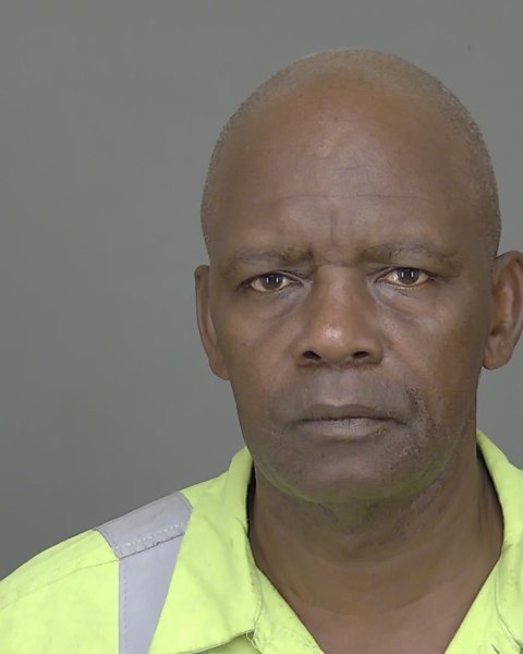 Mugshot of TRESOL SAINTIL