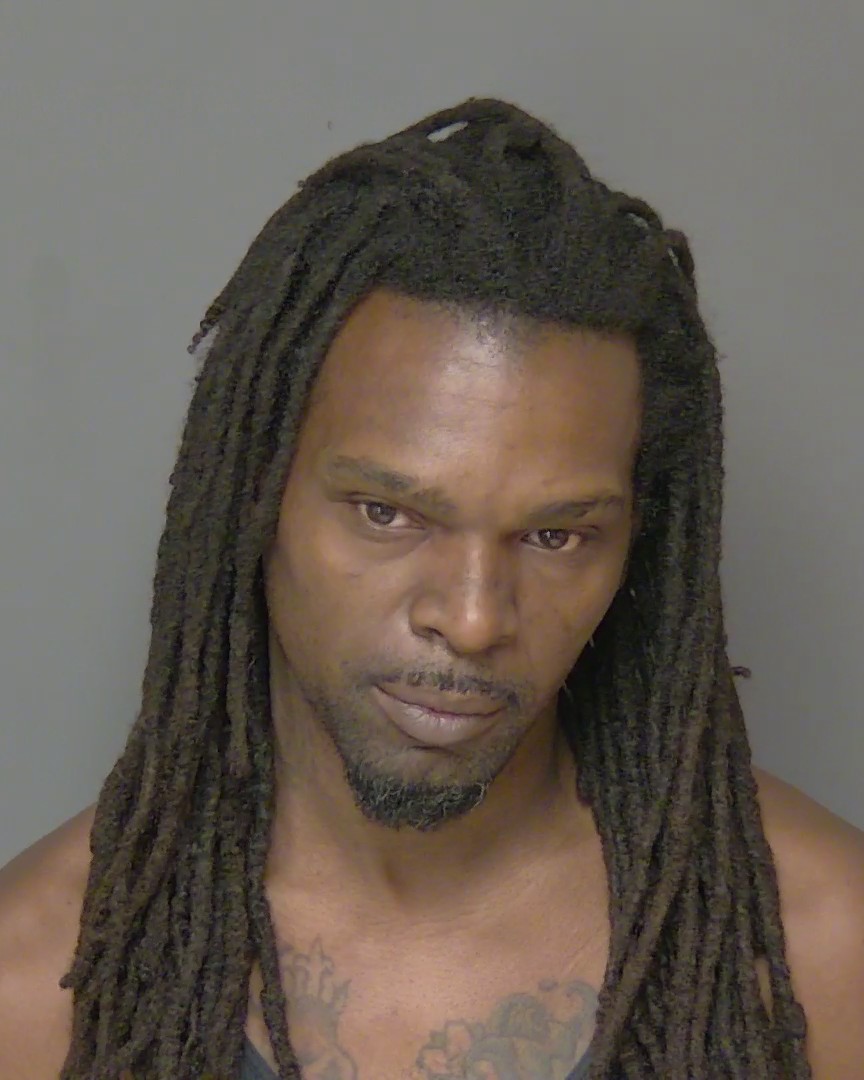 Mugshot of MILTON JAREL TURNER