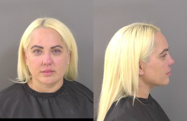 Mugshot of Yesiney Yakima Lorenzo Del Castillo