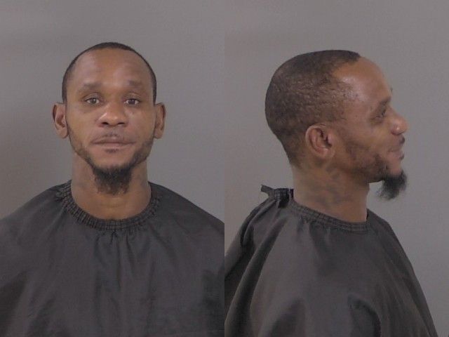 Mugshot of Kemfton Quewanki Kenon