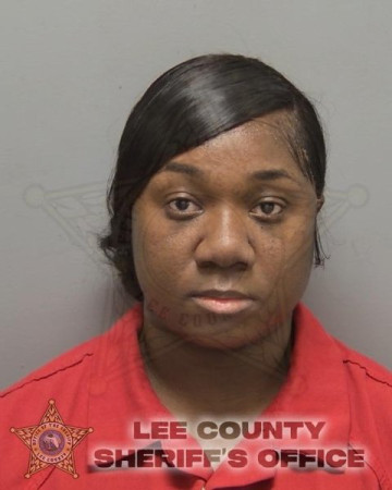 Mugshot of SIERRA SHANICE MONAZE