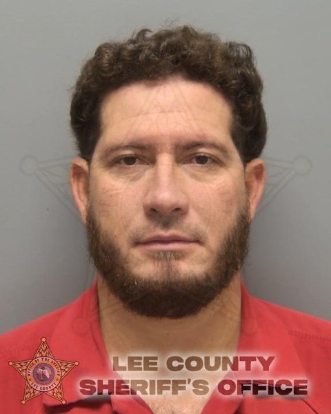 Mugshot of ELYIN ENOC MARTINEZ TREMINIO