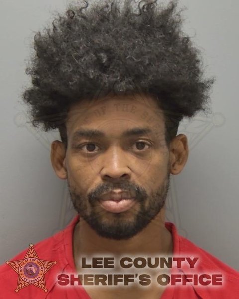 Mugshot of TRESTON ALPHONSO VICKORRIE