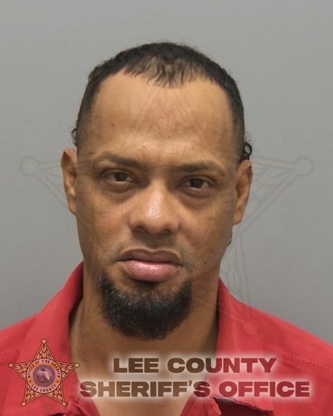 Mugshot of JORGE LUIS DE LEON BATISTA