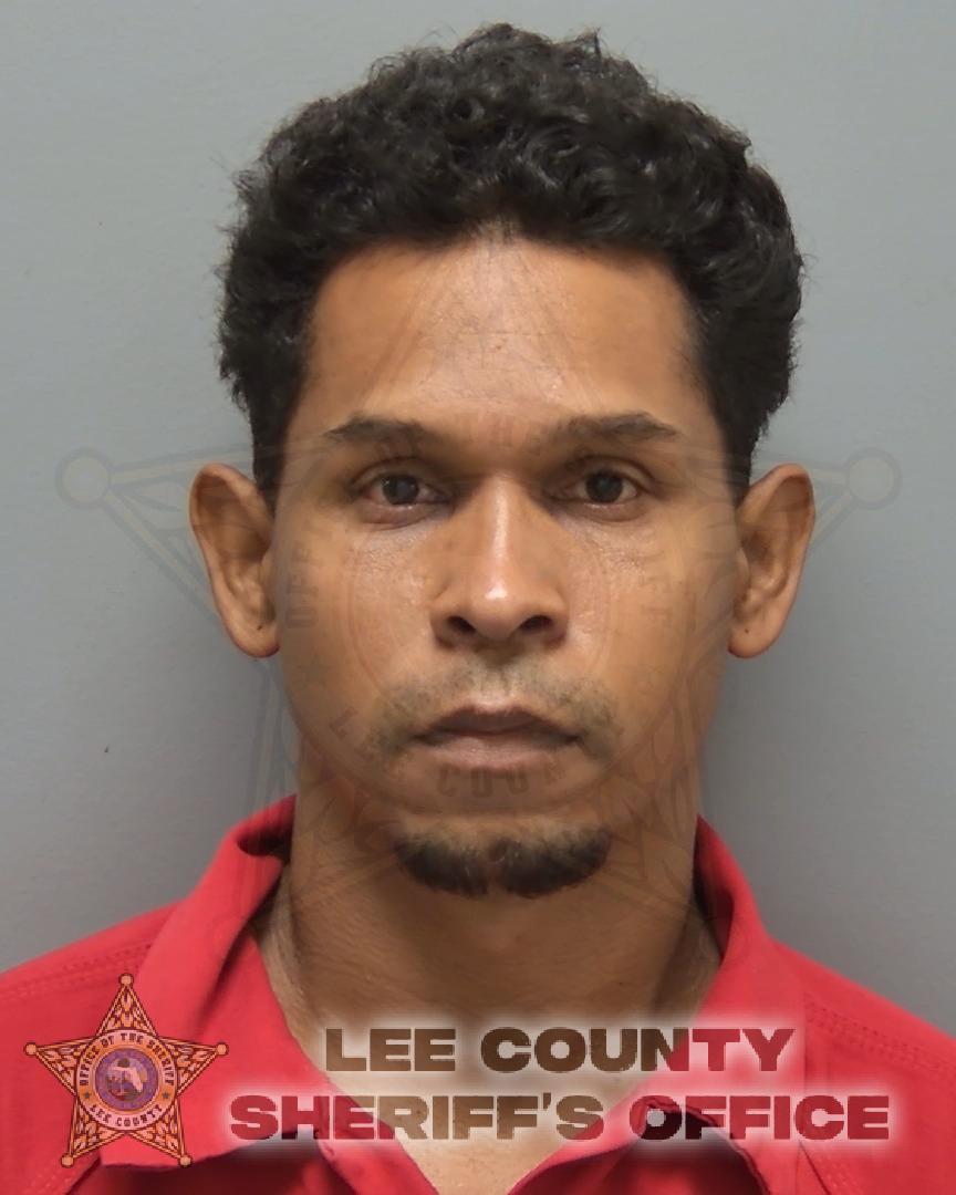Mugshot of RONALD DAVID ESCALONA QUINTERO