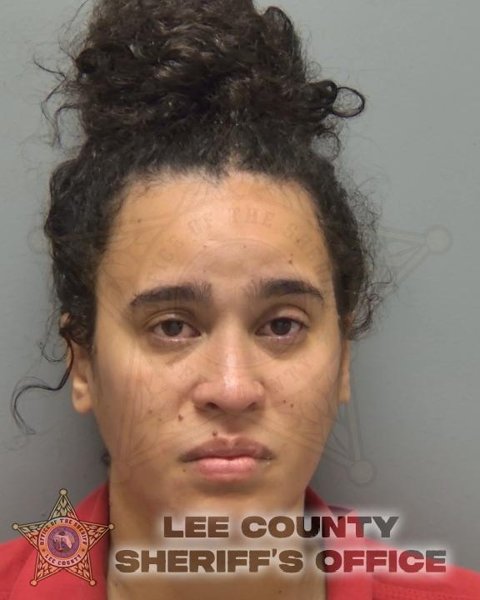 Mugshot of KATI DONARQUIS GOMEZ FIGUERA