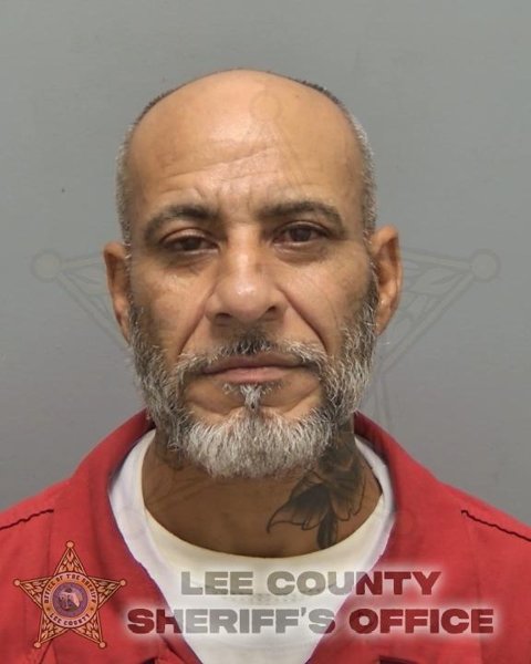 Mugshot of VICTOR MANUEL JR FIGUEROA