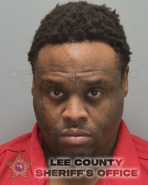 Mugshot of TYRONE EARL JR ROBINSON