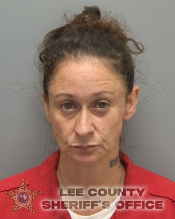 Mugshot of DEANNA MARIE TRUMAN