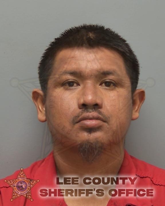 Mugshot of JUAN RAFAEL PEREZ-AGUILAR