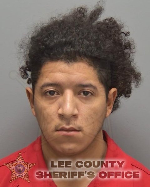 Mugshot of MELVIN BENITEZ CANTANTARERO